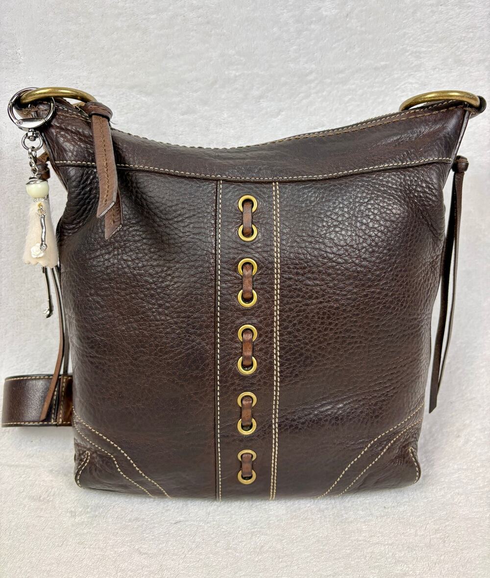 Coach Vintage Y2K Chelsea Laced Duffle in Chocolate Pebble Leather with Charm